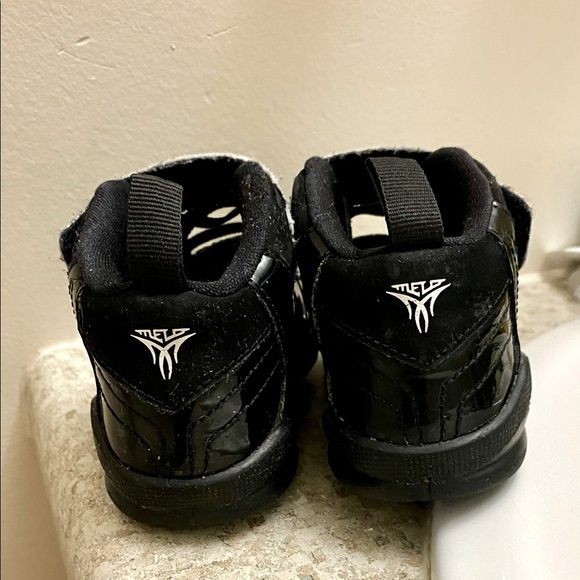 Toddler size 6c Jordan’s - Picture 2 of 6